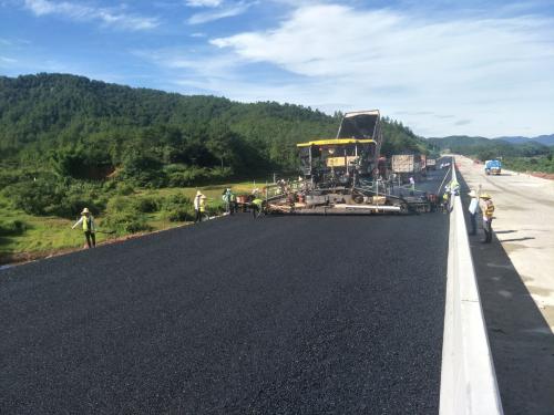 典型沥青路面冷补材料路用性能